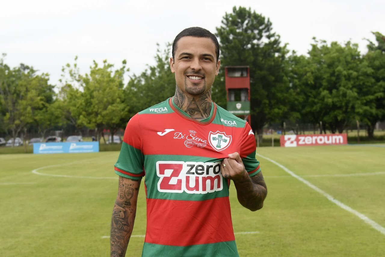 Guarani negocia contratação de Thiaguinho, ex-Corinthians e Portuguesa