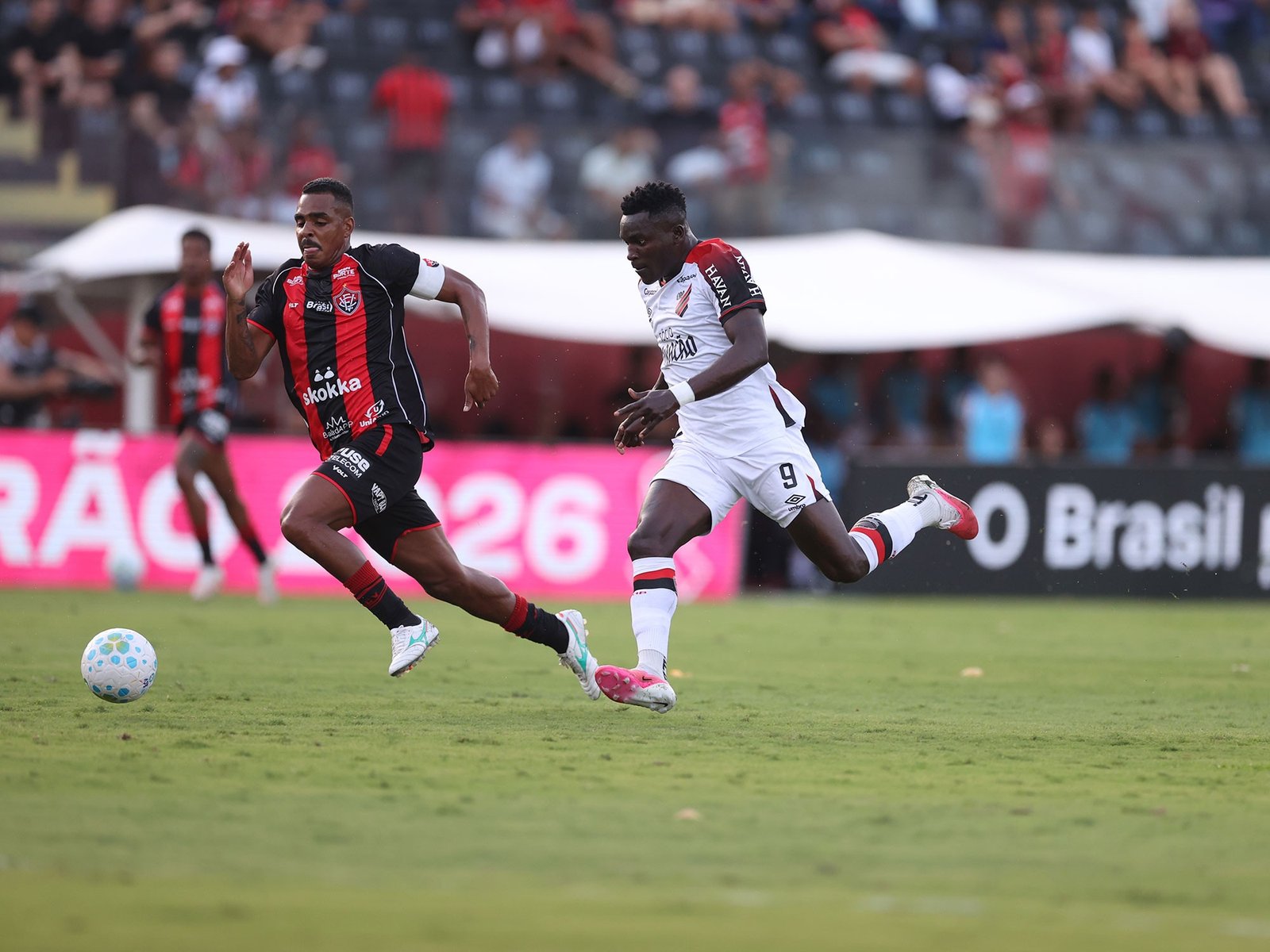 Análise: Vitória mantém padrão de não vencer times do G-6 com empate de poucas oportunidades