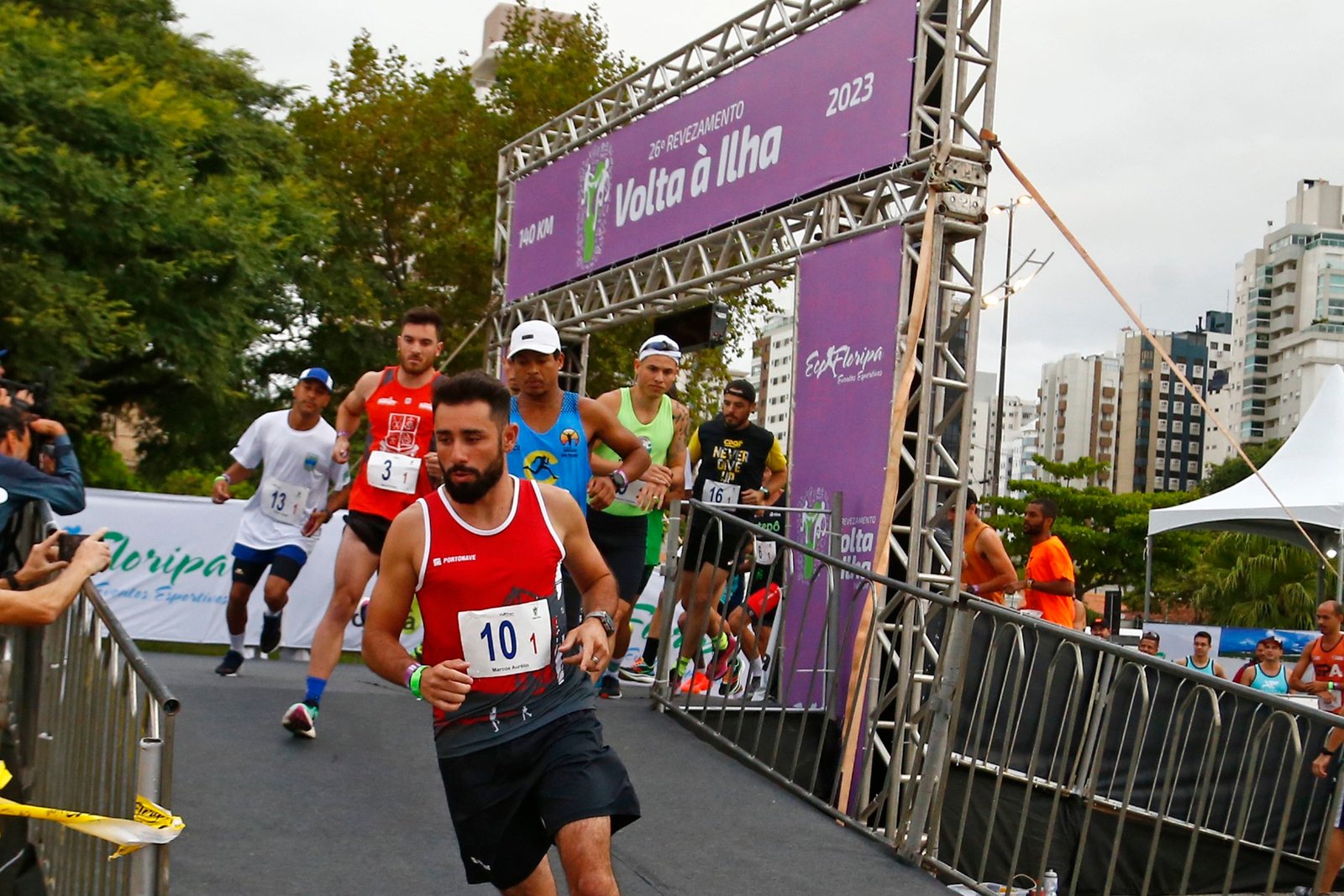 Volta à Ilha: maior corrida de revezamento por equipe da América Latina completa 30 anos