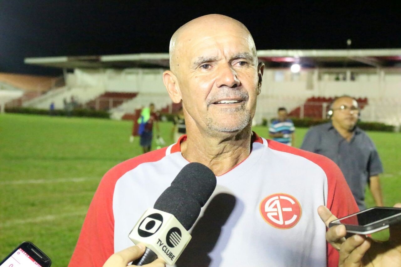 4 de Julho lamenta morte de Jorge Veras e resgata passagem de ex-jogador e treinador pelo clube