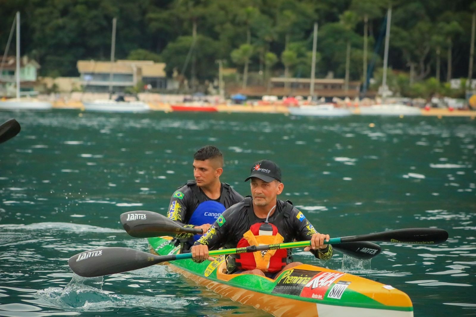 Invicto no ano, canoísta paraense Hiel Gesã disputa a 35ª Meia Maratona de Canoagem da Escola Naval no Rio