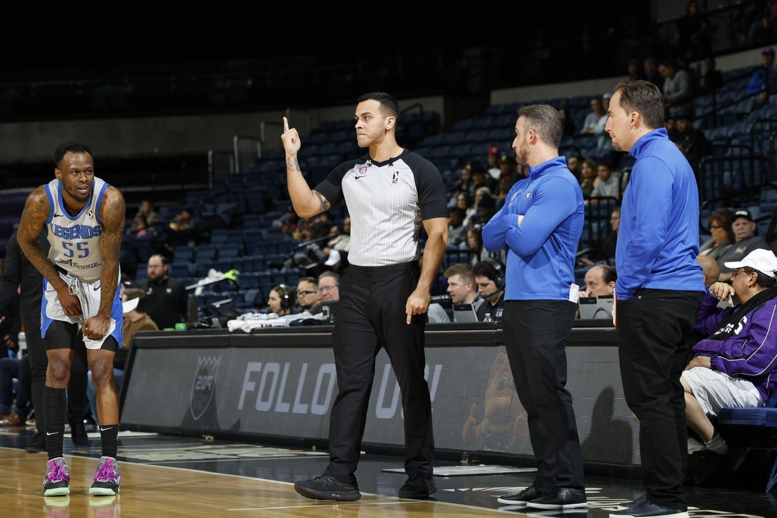 Ítalo Araújo se torna o primeiro árbitro brasileiro a apitar na NBA