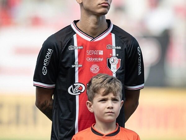 Chapecoense contrata joia da base do Joinville a custo zero