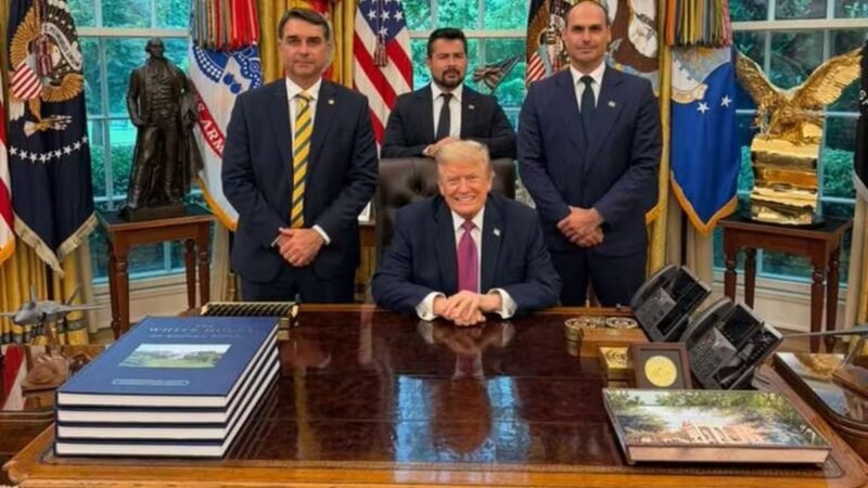 Trump expande influência na América do Sul com 8 presidentes alinhados a ele; Flávio Bolsonaro pode se tornar o 9º