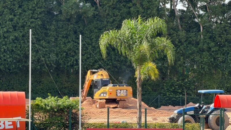 Crítica de Dorival expõe problema no CT do São Paulo: treinos ficam concentrados em só um campo