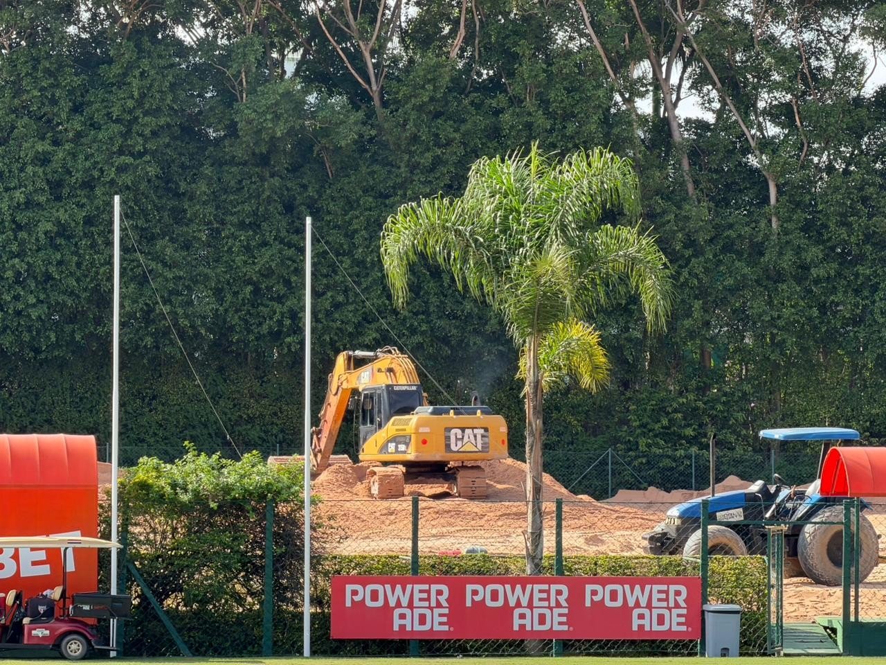 Crítica de Dorival expõe problema no CT do São Paulo: treinos ficam concentrados em só um campo