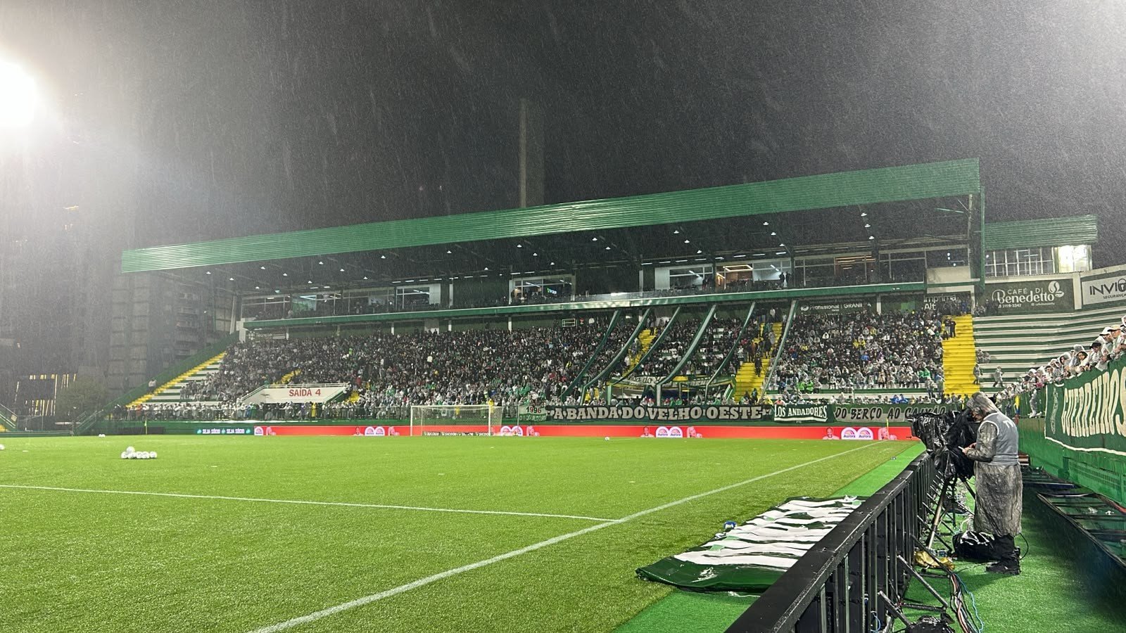 Jogo atrasado entre Chapecoense e Vasco tem data e horário definidos