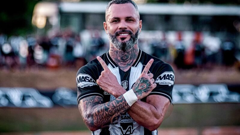 O homem do gol fica! São Raimundo renova com Paulo Rangel para a Copa Oeste e o Parazão 2027