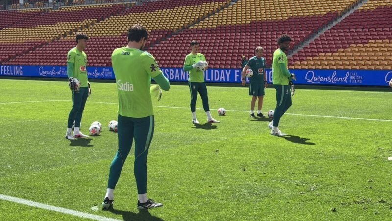 Seleção brasileira faz treino aberto em Brisbane antes de viagem para a Índia