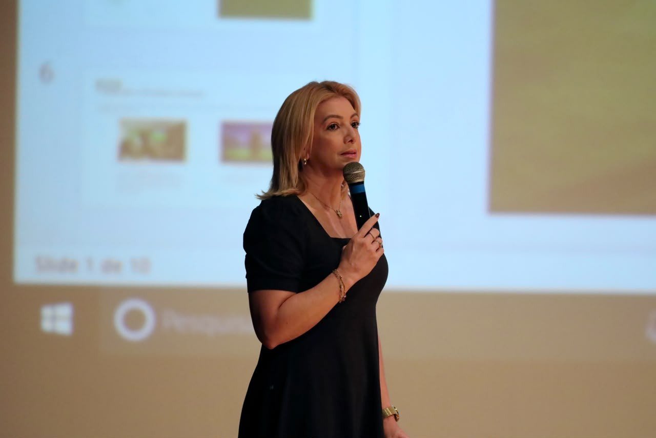 Eveliny Almeida é apresentada como nova presidente da Comissão de Arbitragem da FCF