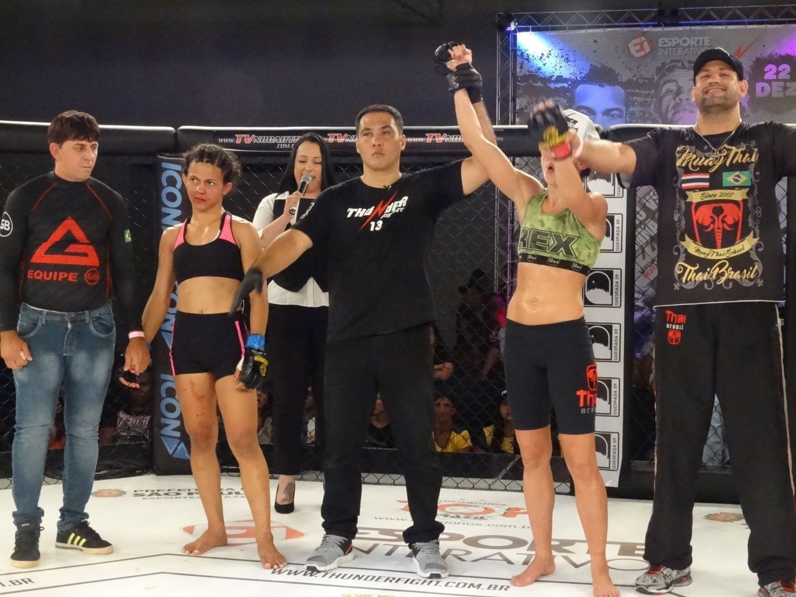 Ex-lutadora conta como dominou Natália Silva em última derrota da candidata ao cinturão do UFC