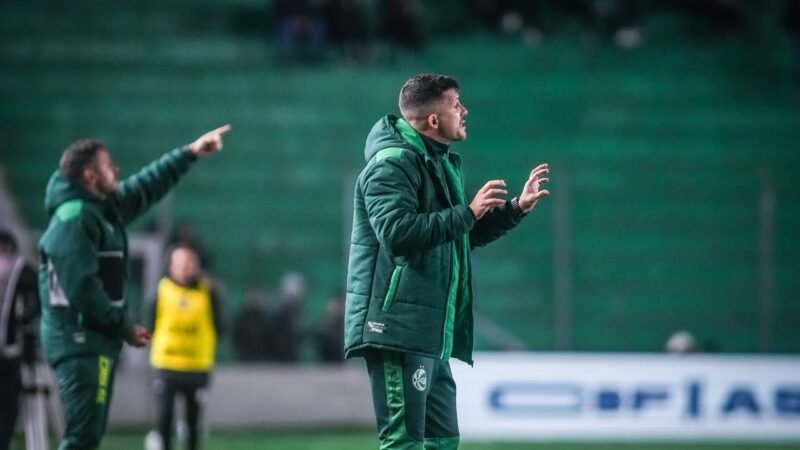 Barbieri avalia vitória entre grandes jogos do Juventude no ano e reforça interesse em permanecer
