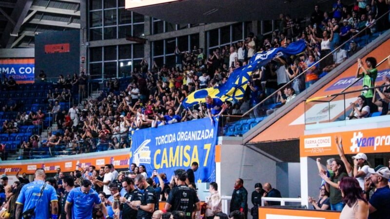 Vôlei São José começa venda de ingressos para 2º jogo da semifinal contra Suzano