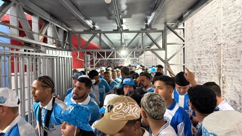 Brusque afirma que público acima do limite na arquibancada visitante provocou danos estruturais