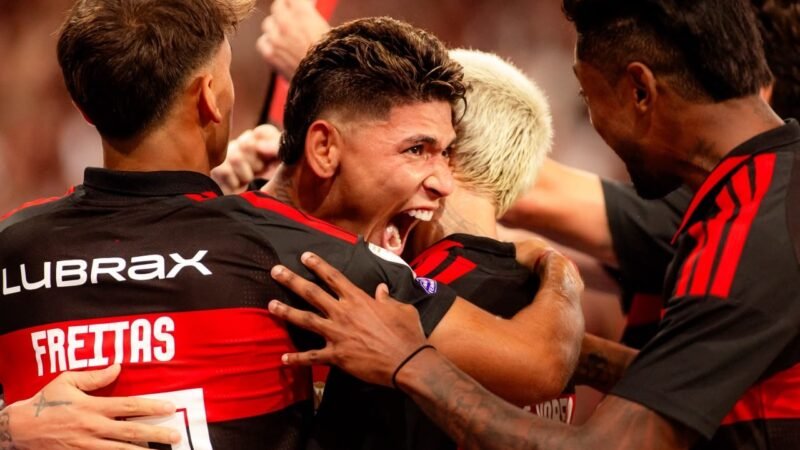 Chances do Brasileirão: Flamengo passa de 70% de possibilidades de título, e Palmeiras tem 29%