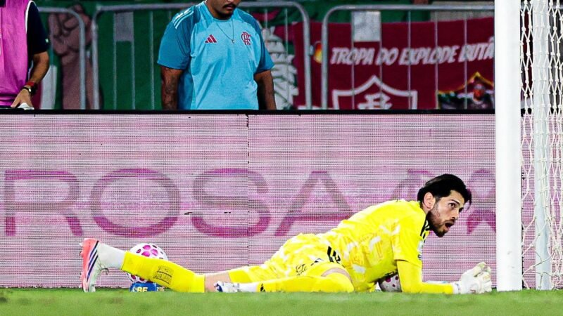 Rossi vê gol contra o Santos como falha coletiva e rebate críticas no Flamengo: “Um pouco cruel”
