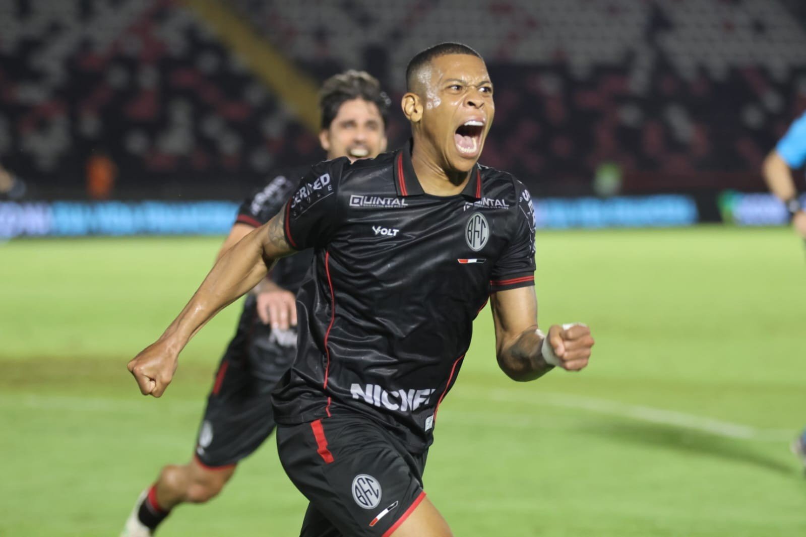 Hygor alcança Morelli na artilharia do Botafogo-SP no ano e valoriza vitória sobre Ceará