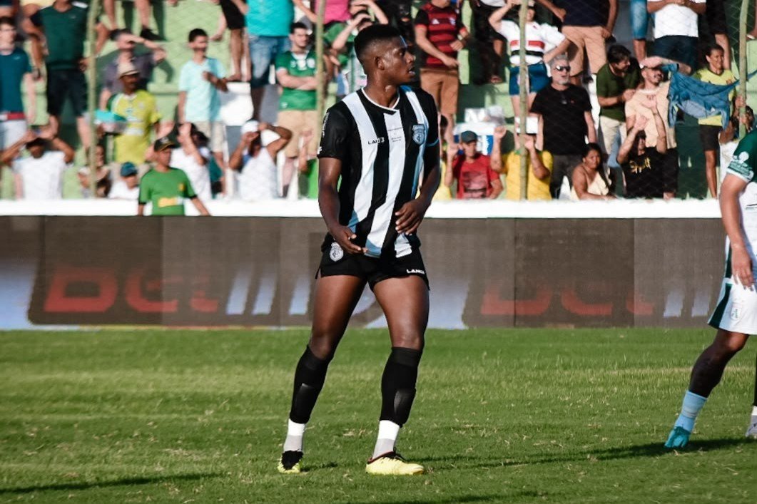 Treze perde zagueiro por lesão e anuncia retorno de campeão paraibano em 2023
