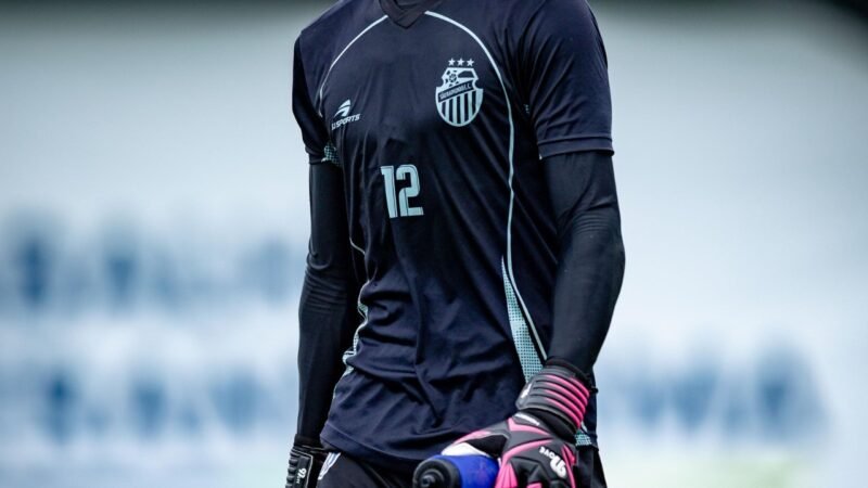 Manaus anuncia goleiro Guilherme Campos, chega a 18 jogadores e segue montagem do elenco para 2027