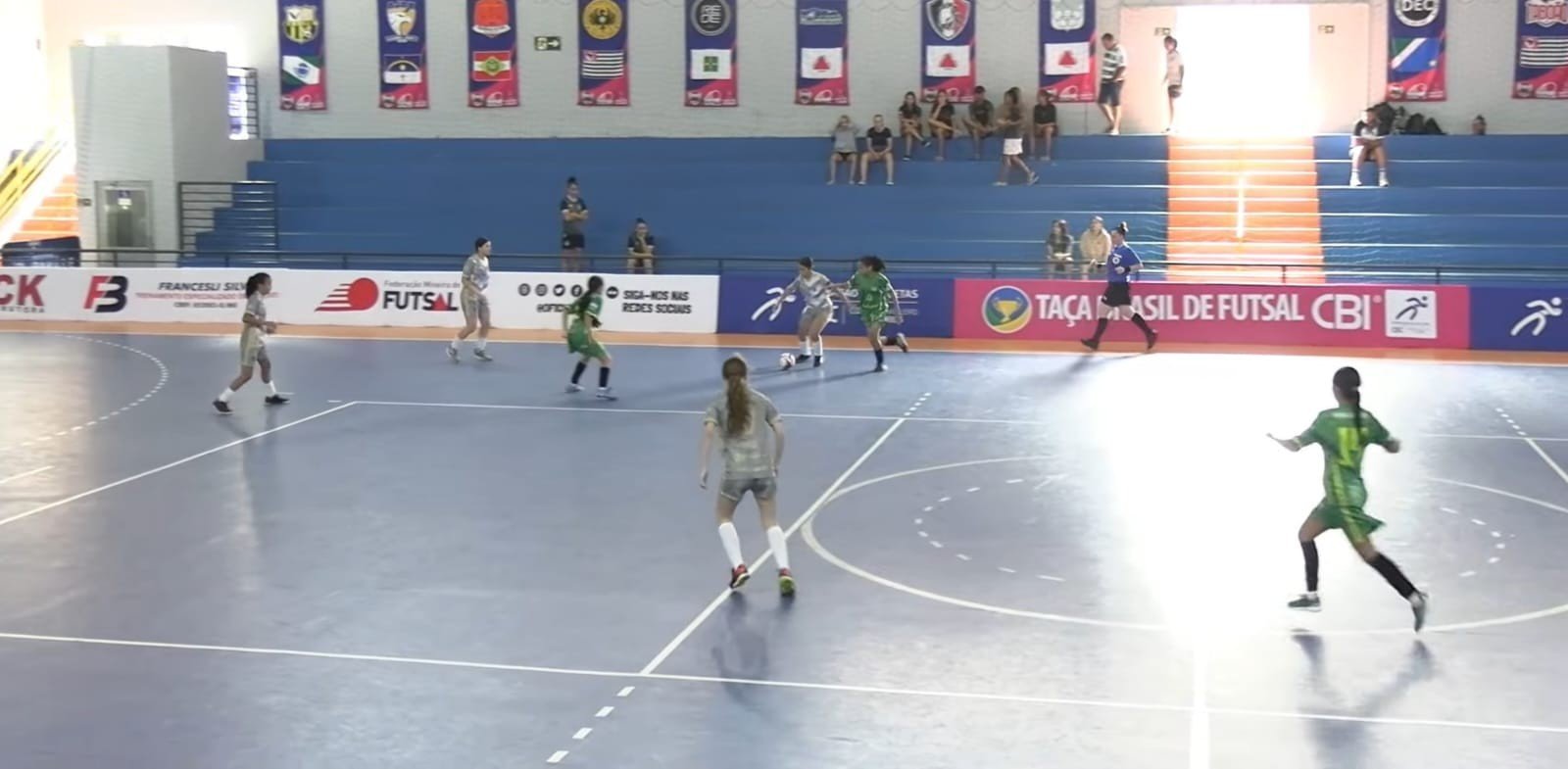 Epitaciolândia sofre gol no 1º tempo e estreia com derrota na Taça Brasil de Futsal Feminino Sub-15