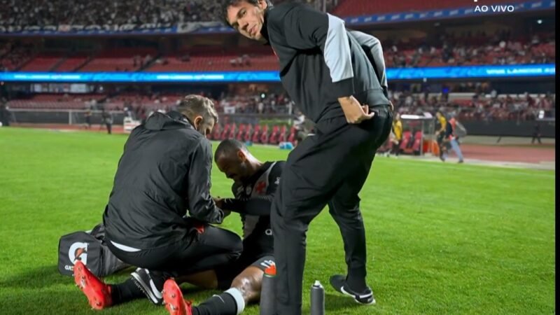 Paulo Henrique é substituído com dores no quadril e preocupa o Vasco; veja vídeo