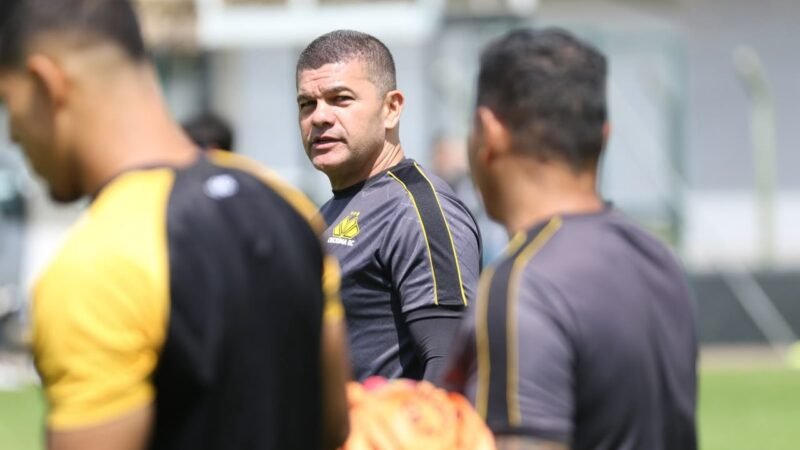 Criciúma tem dúvida para definir time que enfrenta o Sport; veja provável escalação
