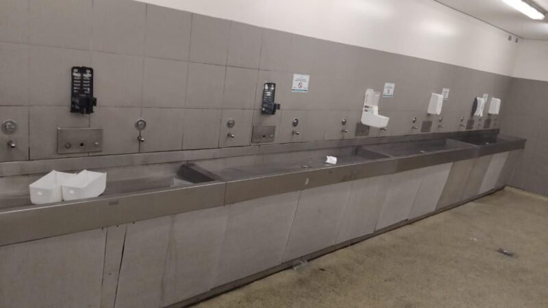 Flamengo diz que houve “atos de vandalismo” de torcedores do Vasco no Maracanã