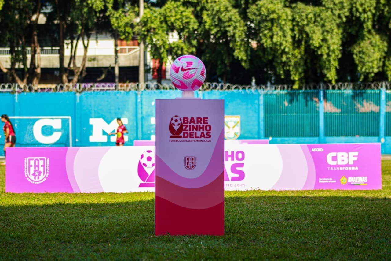 FAF promove festival de futebol feminino em ação do Outubro Rosa