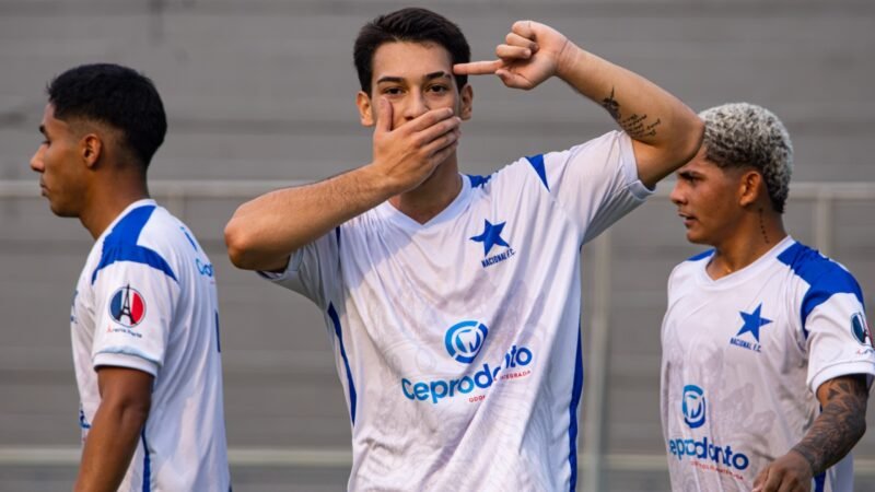 Barezinho Sub-18: Nacional-AM goleia o Tarumã por 6 a 0 e lidera o campeonato