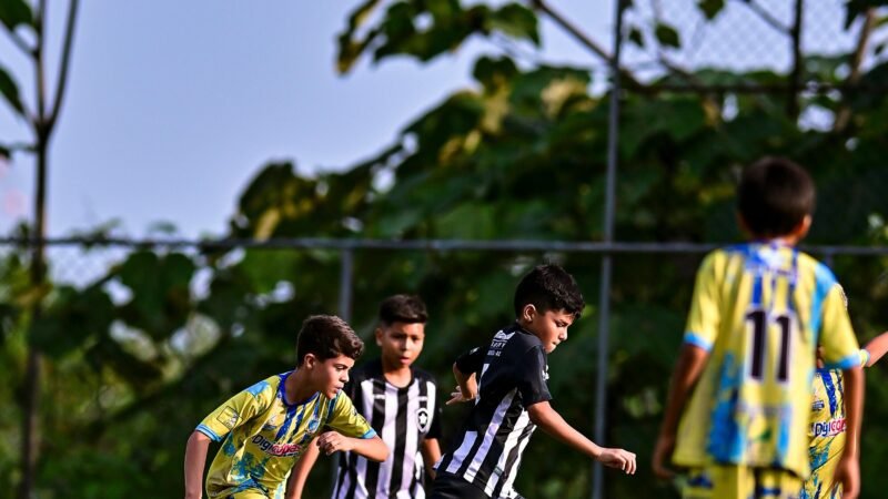Escolinha do Galvez e Botafogo Academy vencem e estão classificados no Acreano Sub-11